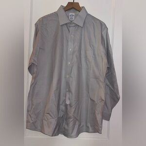 ✨NWT Brooks Brothers Regent Fit Button Down